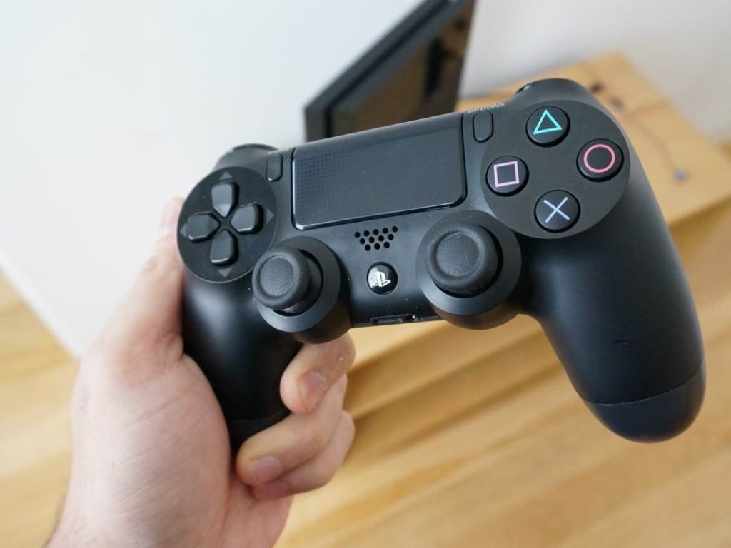 Connect PS4 Controller to PC