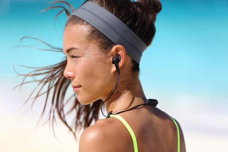 Guide to Wireless Earbuds with a Cable