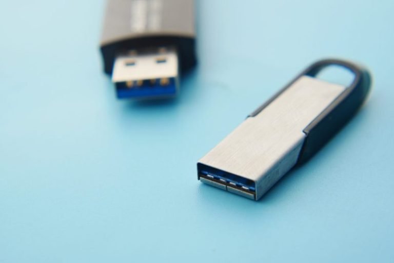 USB 3.0 vs USB 2.0 – What is the Difference - UBG