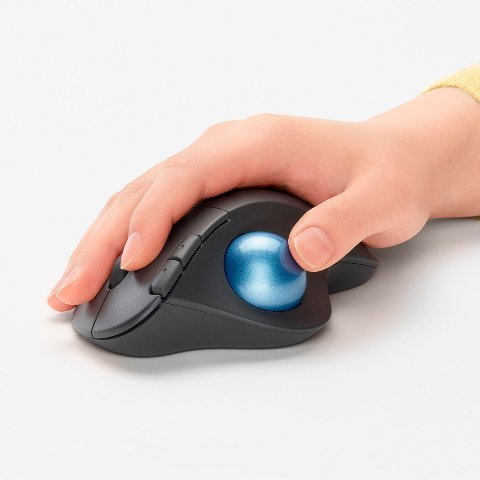 Logitech M570 Wireless Trackball Mouse